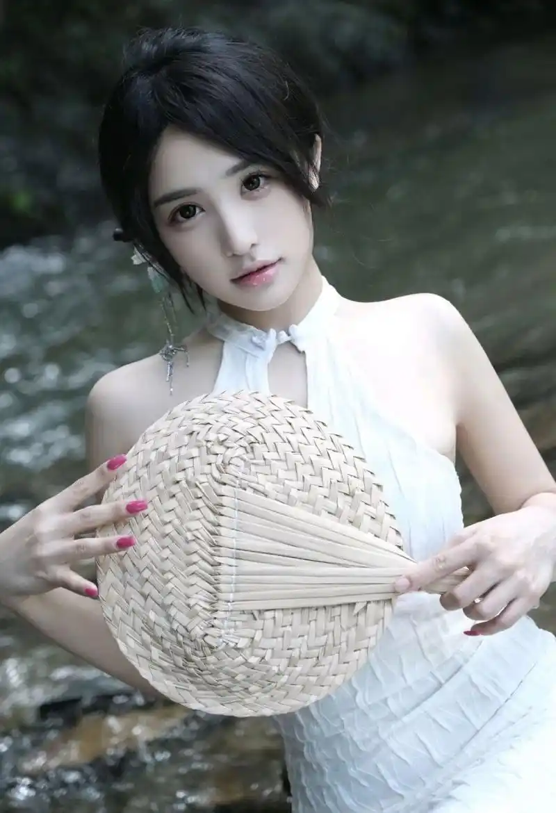 隔壁的春天 星星影院甜宠剧推荐